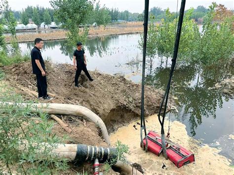农村里使用的打水泵 抽水泵高清图片下载_红动中国