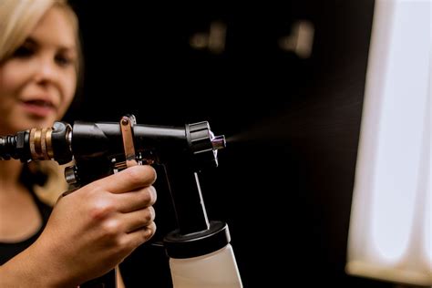 Spray-Tanning Tutorial 的图像结果