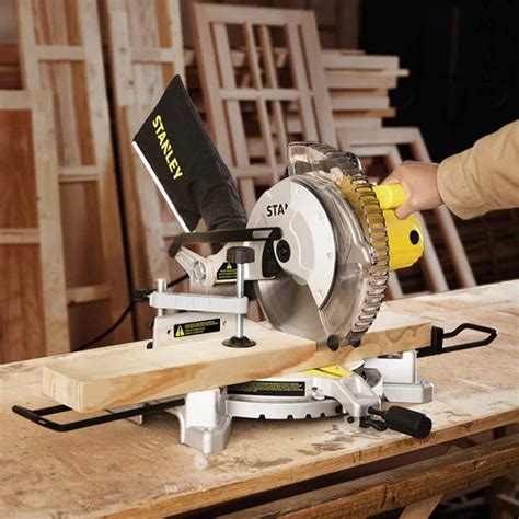 Stanley SM16-IN 1600W 10" Compound Mitre Saw – etoolstore.in