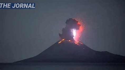喀拉喀托火山：人类记录的最大火山爆发事件