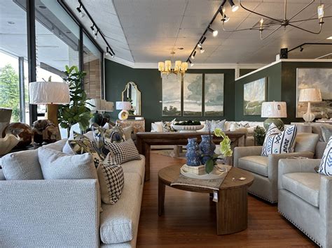 Visit Us In Park Road Shopping Center | Traditions