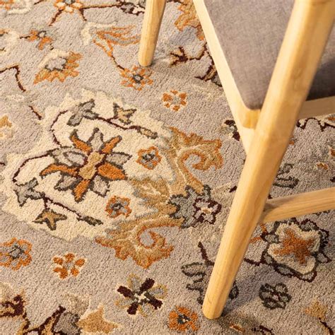 Karabagh Hand Tufted Woollen Rug – Obeetee Retail Pvt. Ltd.