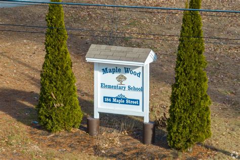 41-43 Franklin St, Somersworth, NH 03878 | MLS# 4982415 | Homes.com