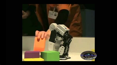 Funny Robot 的图像结果