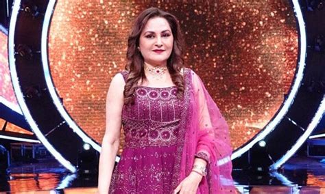 Jaya Prada remembers shooting for 'Parbat Ke Us Paar'