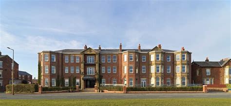 CLIFTON ARMS HOTEL (Lytham St Anne's) - Hotel Reviews, Photos, Rate ...