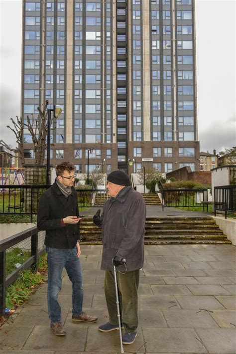 Socialist Equality Party campaigns at Chalcot Estate in North London ...