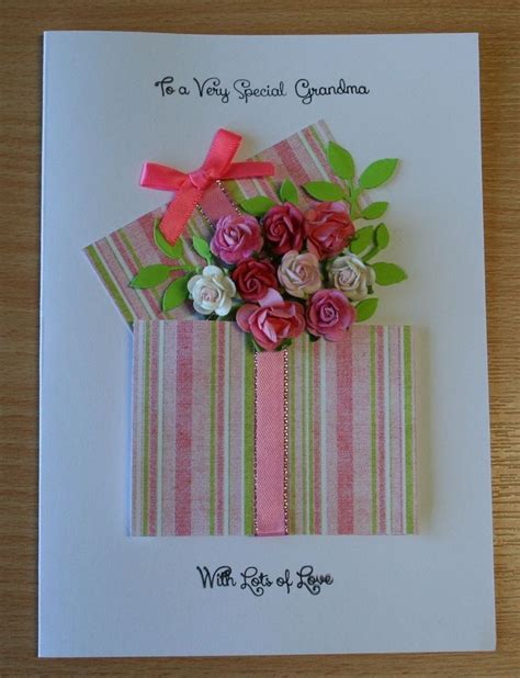 Hand Card Design 的图像结果