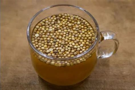 manfaat air ketumbar untuk wajah