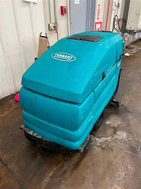 Tennant Floor Scrubber, Model 5700XP