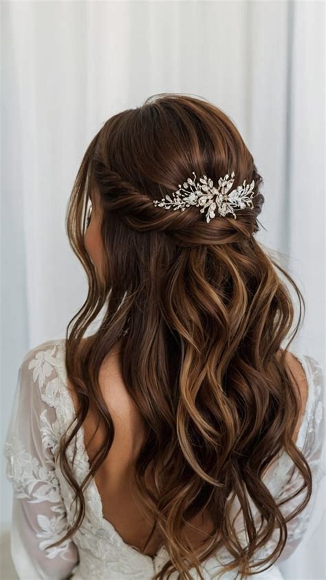 11 Down Bridal Hairstyles for the Modern Bride | Wedding hair half ...