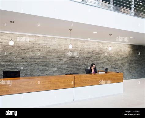 Front desk receptionist hi-res stock photography and images - Alamy