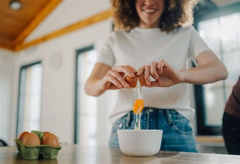 Do Tampons Expire? How Long Can You Store Them? | The Well by Northwell