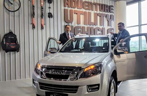 Isuzu targets sales of around 8,500 units in FY2019; expands dealer ...