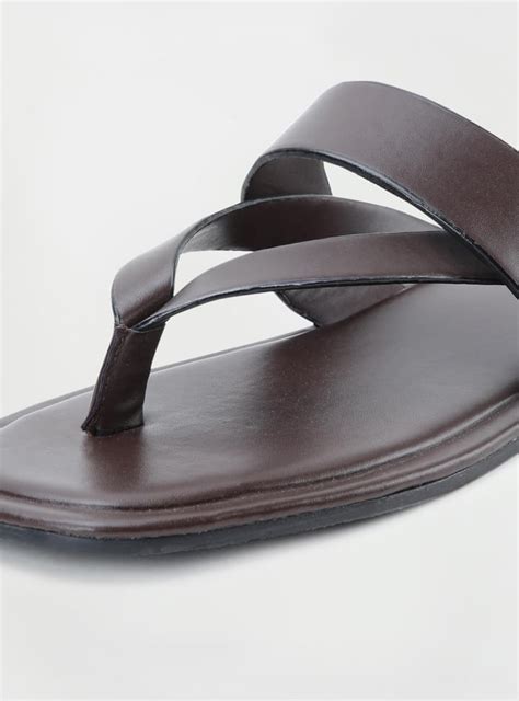 Buy Men Solid V-Strap Slippers Online at just Rs. 799.0 - 1000012978405 ...