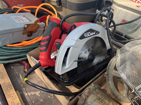 Lehde Auction Service – Large or Small, Your Auction Deserves a Good Call!