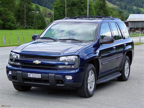 Chevrolet TrailBlazer 2001–05 pictures (1600x1200)