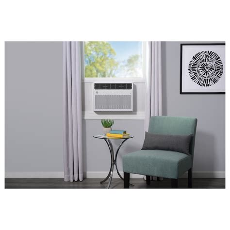 GE 700-sq ft Window Air Conditioner with Remote (115 Volts, 14000-BTU ...