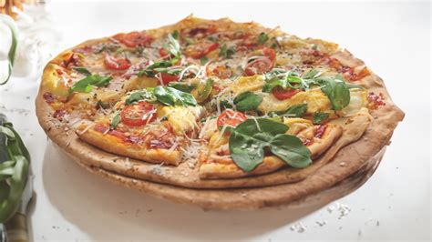 Pan Pizza Recipe | Spur Sauces