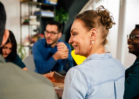 Workplace Wellbeing Strategy Examples 的图像结果