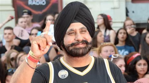 Nav Bhatia: the path to becoming the NBA's biggest superfan | Sporting News