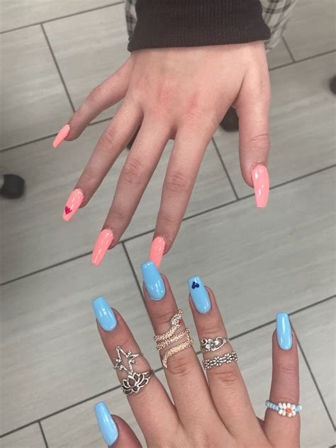 best friend matching nails
