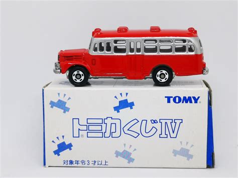 Tomica Lottery Vol.4 Isuzu Bonnet Bus – Mobile Garage HK