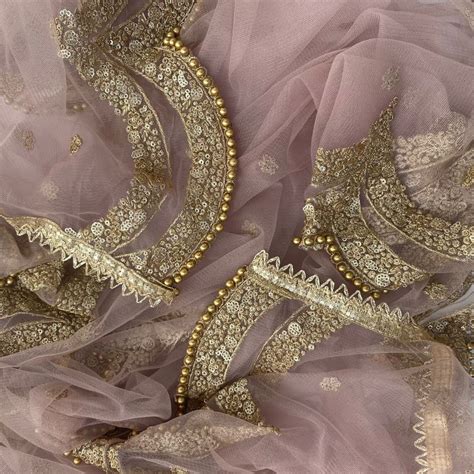 Mauve Sequin Zari Scalloped Net Dupatta – anokherang