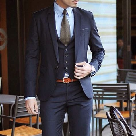 Gentleman Suit 的图像结果