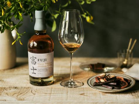 Fuji Whisky makes the case for premium Japanese blended grain whisky