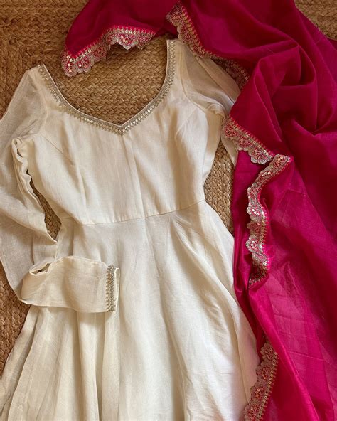 Raashi Kurta – Vrinda Clothing