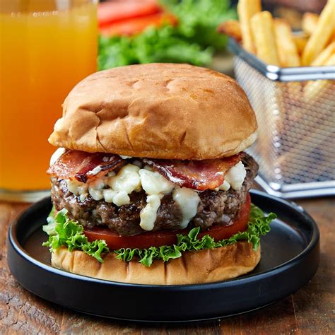 Bacon Blue Cheese Burger | Casual Epicure