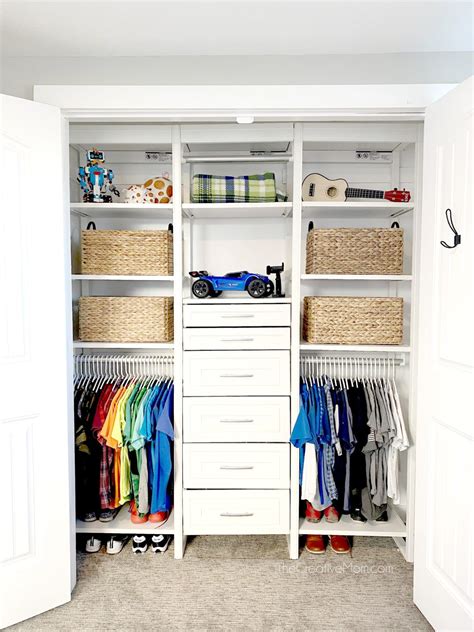 Kids Closet Organization Solution - The Creative Mom