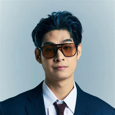 Weirdo - WIM - OUVIR MÚSICA