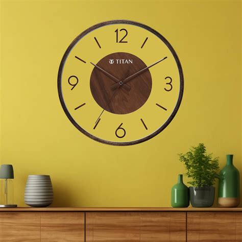 Buy Titan Glass-Wood Fusion Timepiece Wall Clock Online at Low Prices ...