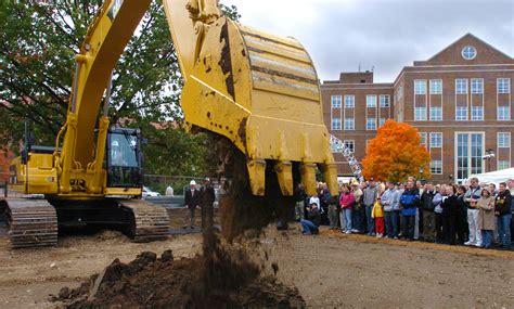 Purdue launching Neil Armstrong Hall for engineering's future