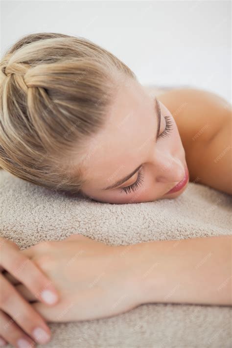 Blonde Message Table 的图像结果