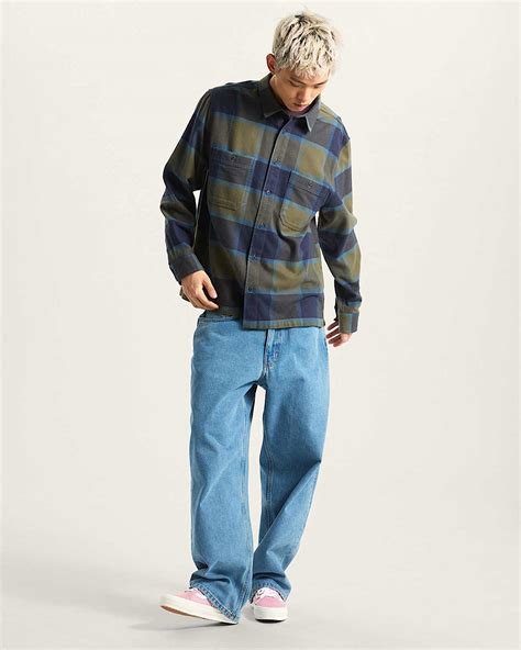 Larkspur Plaid Flannel Shirt in Black| Vans UK