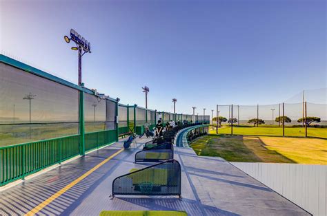 Mariner’s Point Golf Center - SimplyLEDS