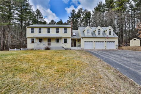 13 Cathedral Ln, Hudson, NH 03051 | MLS# 4796563 | Redfin