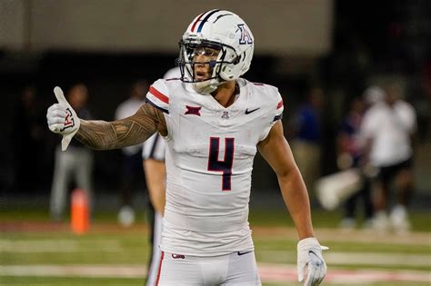 Mock draft shows how Patriots could address top weaknesses with 2 picks ...