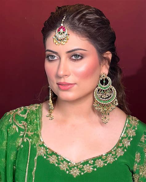 Rihana Earrings - Green