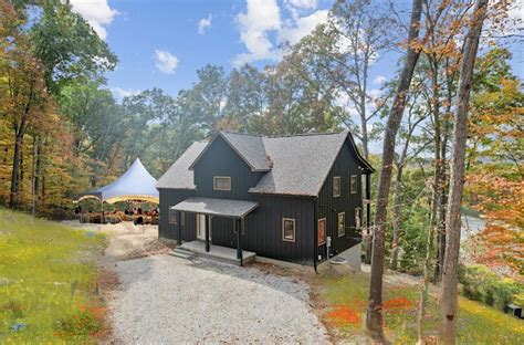 The Oasis Hocking Hills Wedding and Event Showcase, 29369 Stage Coach ...