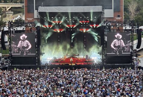 Boys from Oklahoma Concert: Turnpike Troubadours, Cross Canadian ...