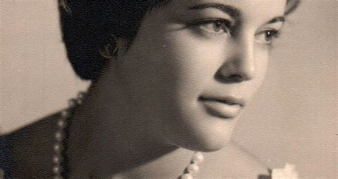 VILLENA CUÉNTAME: 1959 ANA CATALÁN MADRINA ESTUDIANTES