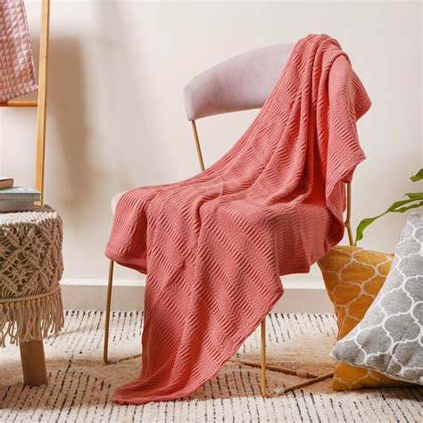 Peach Ribbed Knitted Throw Online - Premium Throw Blanket | Nestasia