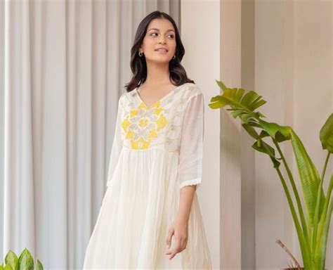 Off White Embroidered Chanderi Kurta with Slip and Pants - Set of 2