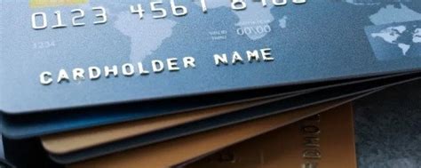 信用卡到期换卡怎么换 - 业百科