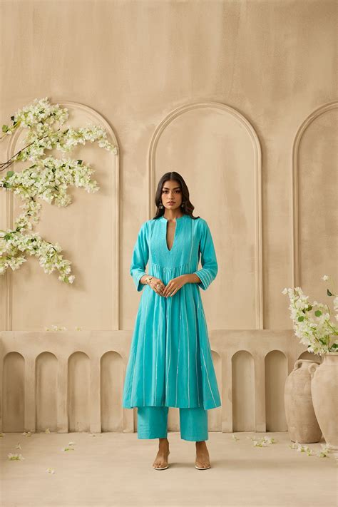Pearl Line Kurta Set – Sureena Chowdhri