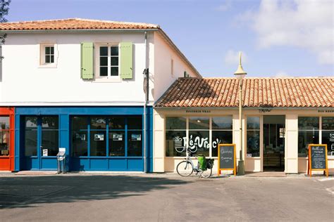 mantener in Spanish: Meaning, Usage and Examples | SpanishStep